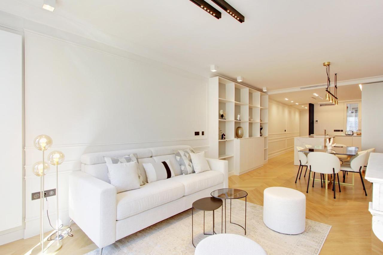 Stunning Apartment With View At The Very Heart Of Paris Exterior foto